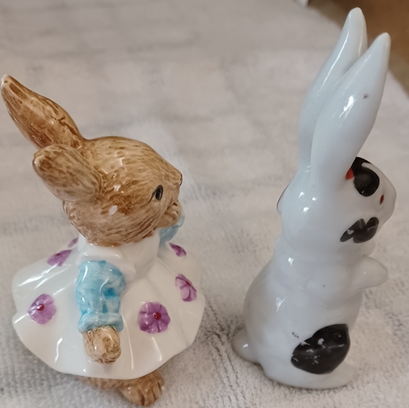 Vintage Porcelain Rabbits - Picture 4 of 5